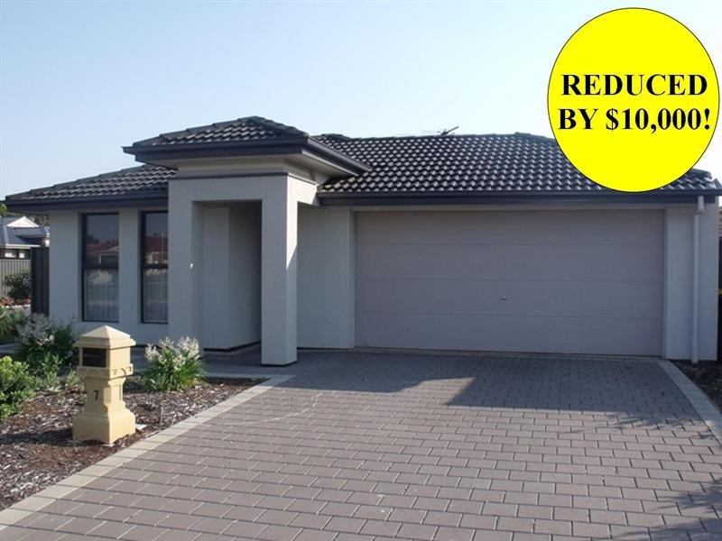 7 Almond Circuit, Munno Para West SA 5115