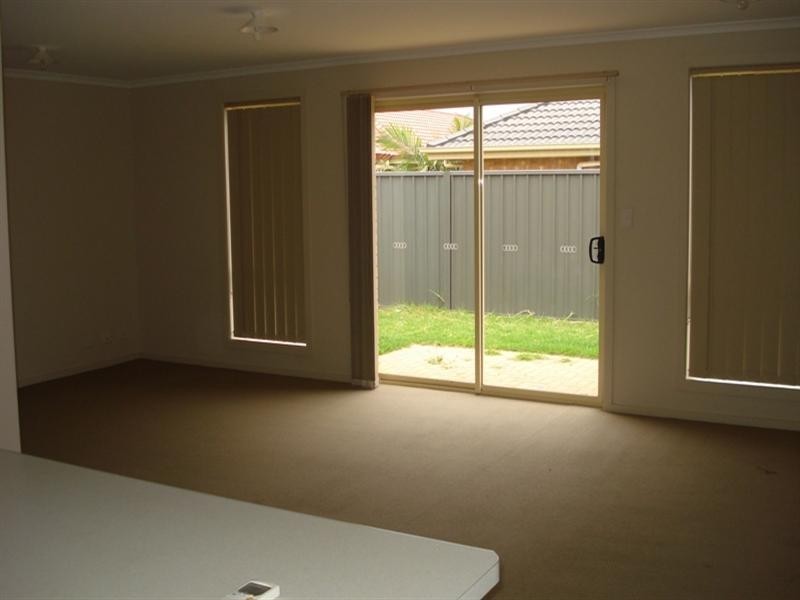 43 Lakeside Drive, Andrews Farm SA 5114