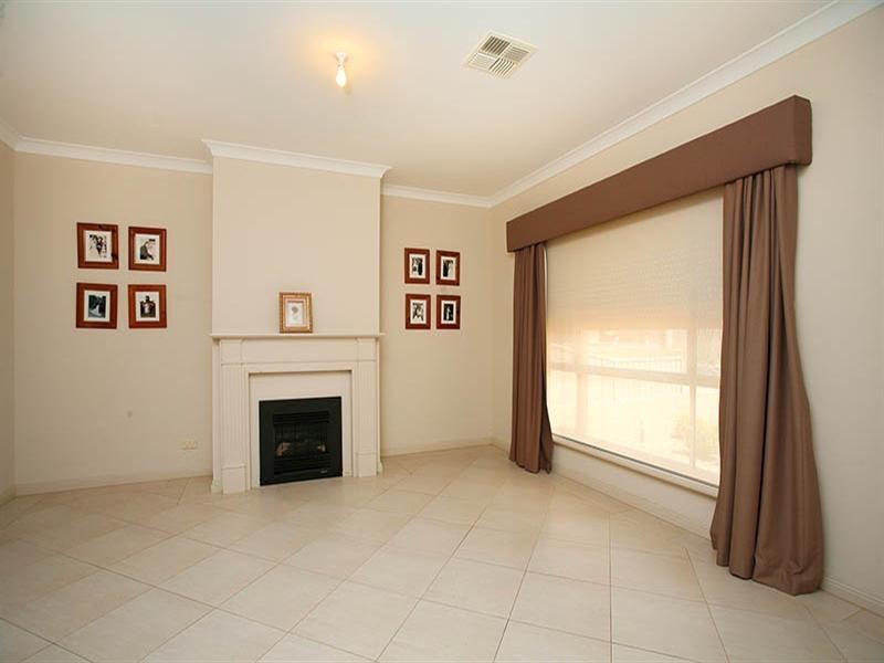 15 Briar Road, Angle Vale SA 5117