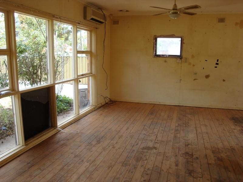 11 Wasley Street, Elizabeth Downs SA 5113