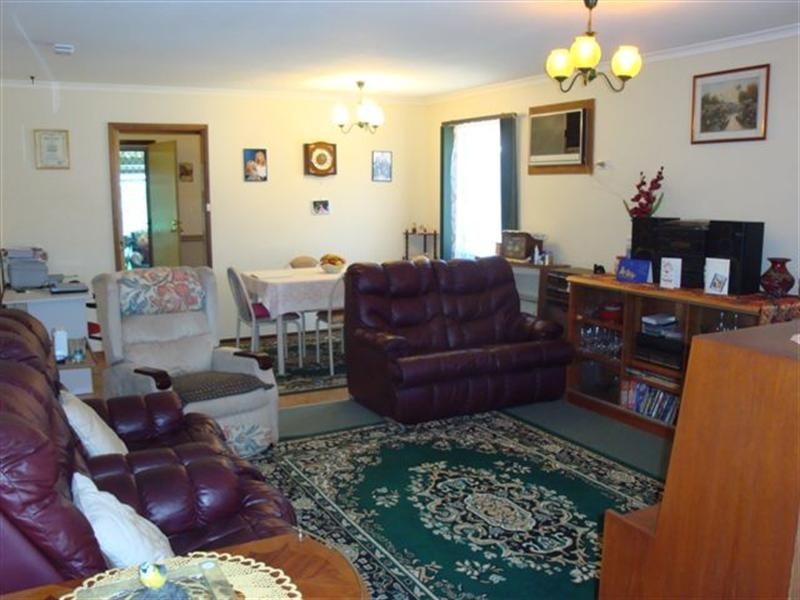 11 Edwards Court, Para Hills West SA 5096