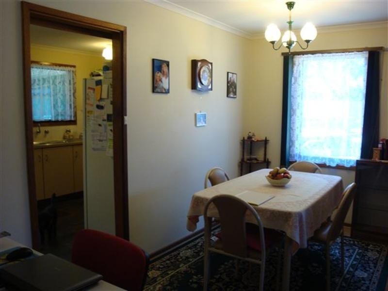 11 Edwards Court, Para Hills West SA 5096