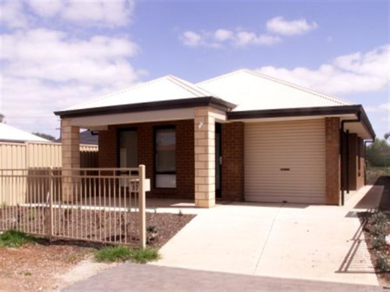 50 Tudor Crescent, Smithfield Plains SA 5114