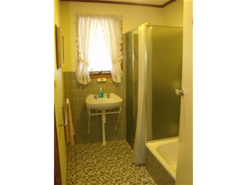 12 Haslam Crescent, Elizabeth Vale SA 5112