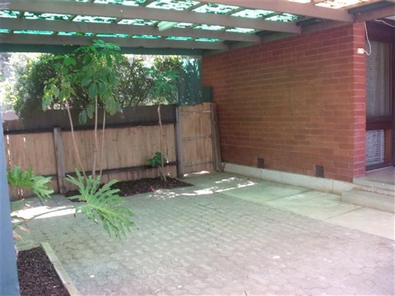 12 Haslam Crescent, Elizabeth Vale SA 5112