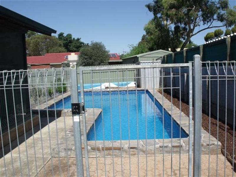 12 Haslam Crescent, Elizabeth Vale SA 5112