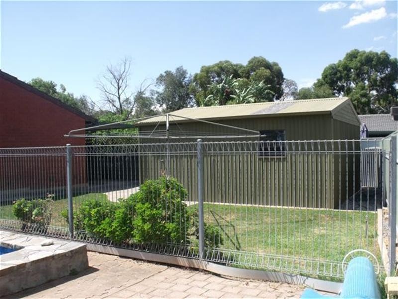 12 Haslam Crescent, Elizabeth Vale SA 5112