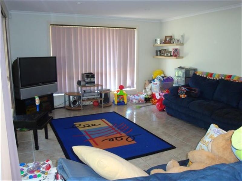 13 Blight Crescent, Hillbank SA 5112