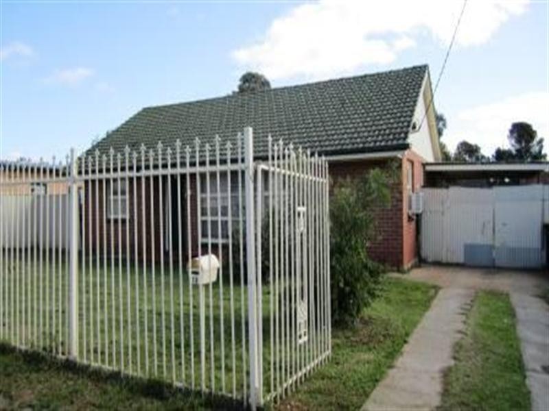 13 Barker Crescent, Smithfield Plains SA 5114