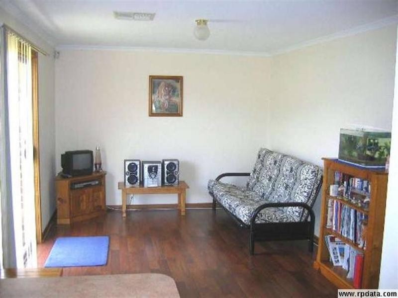 5 Alberta Drive, Burton SA 5110