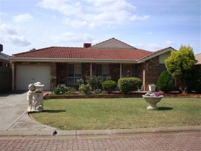 9 Millikan Court, Andrews Farm SA 5114