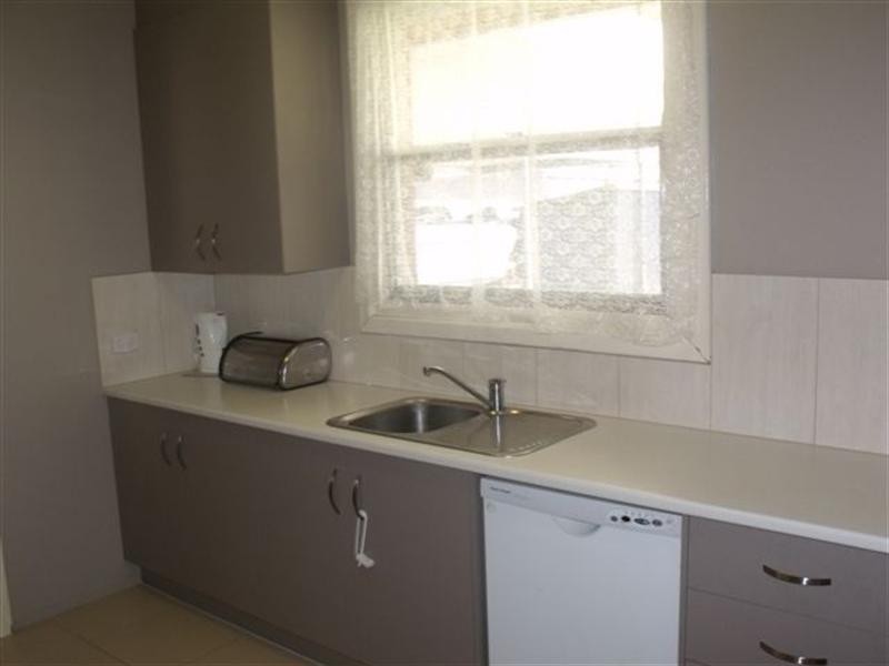 26 Lindsay Street, Elizabeth Downs SA 5113