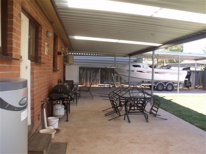 26 Lindsay Street, Elizabeth Downs SA 5113