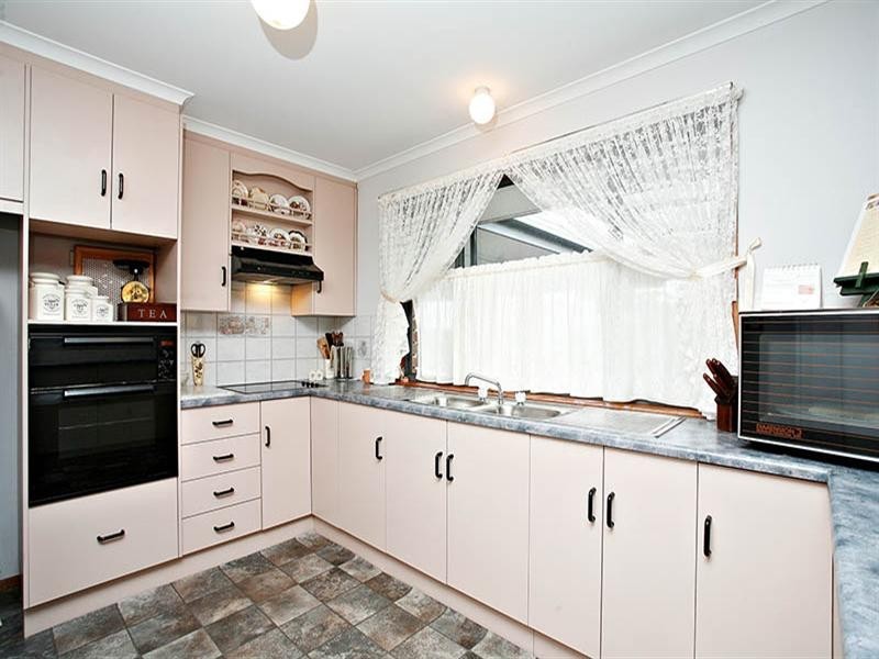 12 Alderwood Court, Hillbank SA 5112