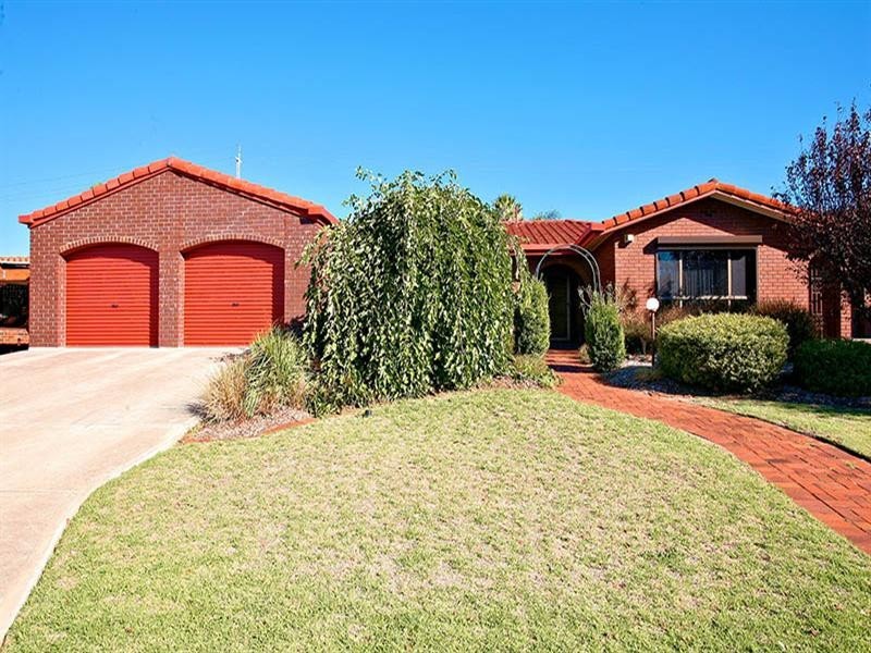 6 Roberts Crescent, Hope Valley SA 5090