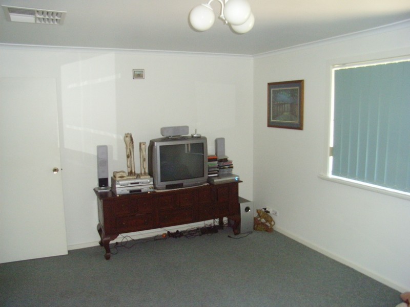 22 Pinehurst Street, Golden Grove SA 5125