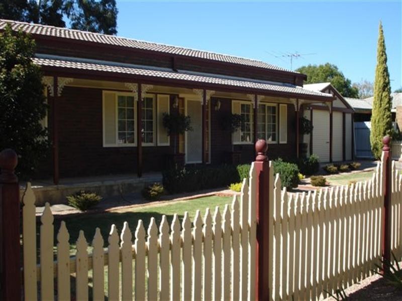 6 Cooradilla Drive, Salisbury Park SA 5109