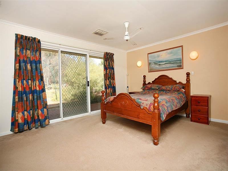 8 Lionel Road, Lewiston SA 5501