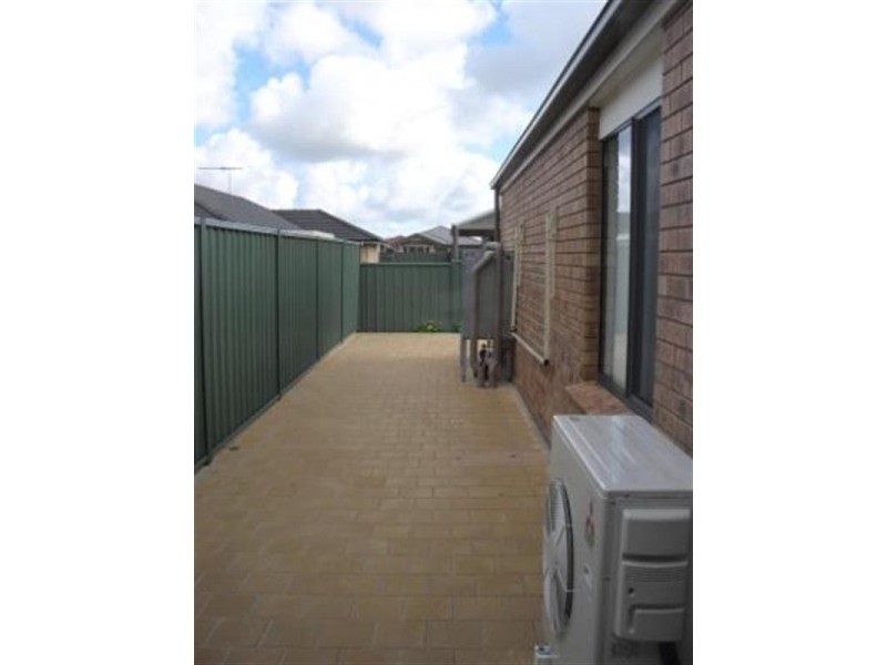 27 Tatura Drive, Munno Para West SA 5115