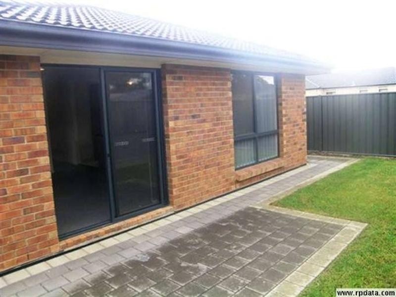 7 Almond Circuit, Munno Para West SA 5115