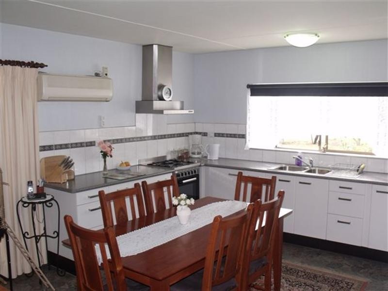 3134 Main North Road, Evanston South SA 5116