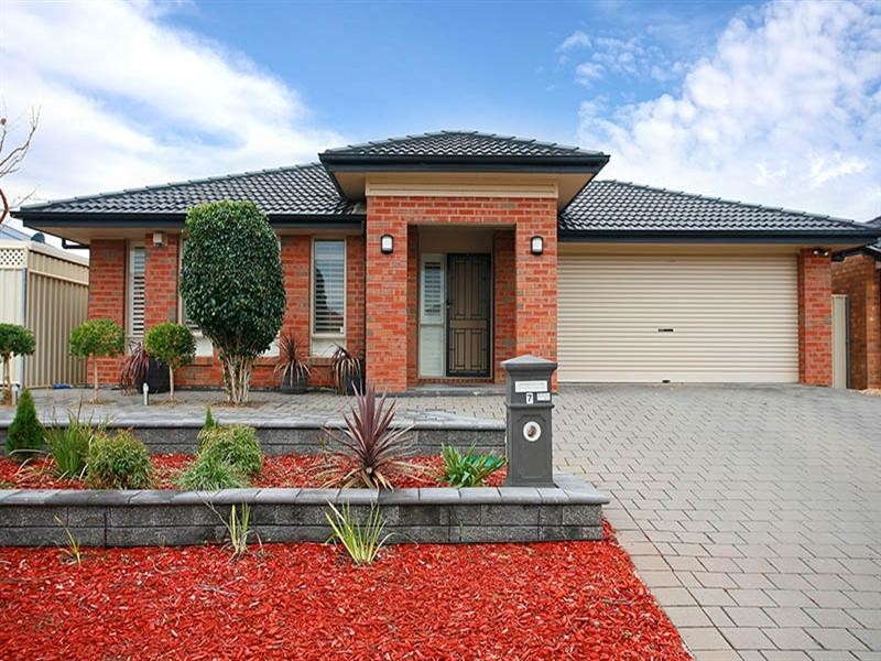 7 Navigator Parade, Smithfield SA 5114