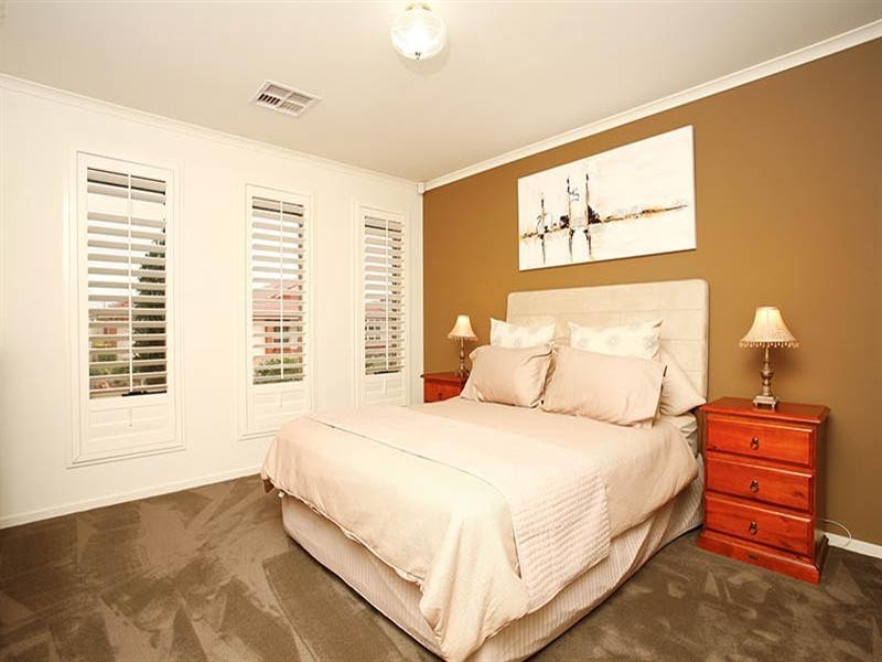 7 Navigator Parade, Smithfield SA 5114