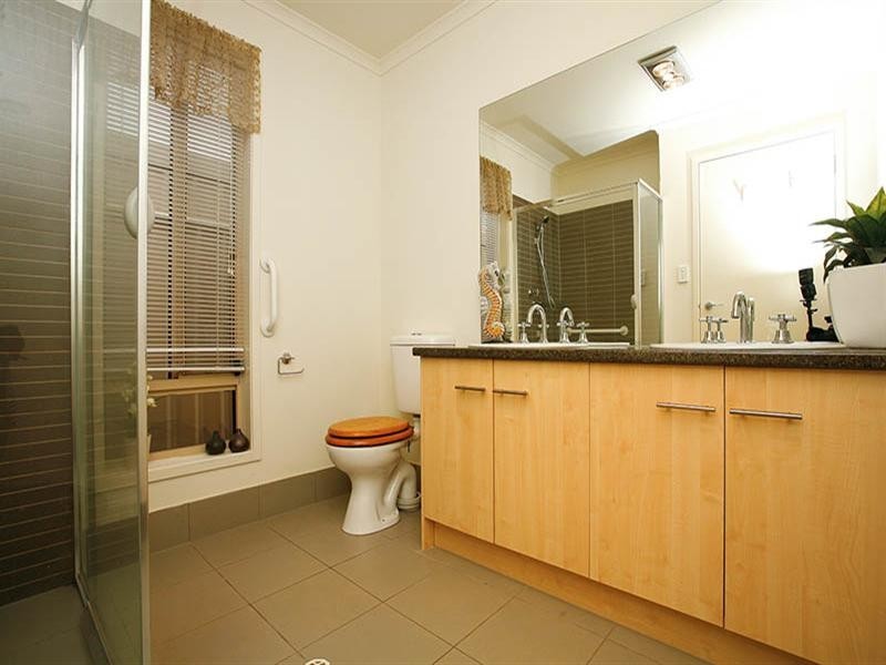 7 Navigator Parade, Smithfield SA 5114