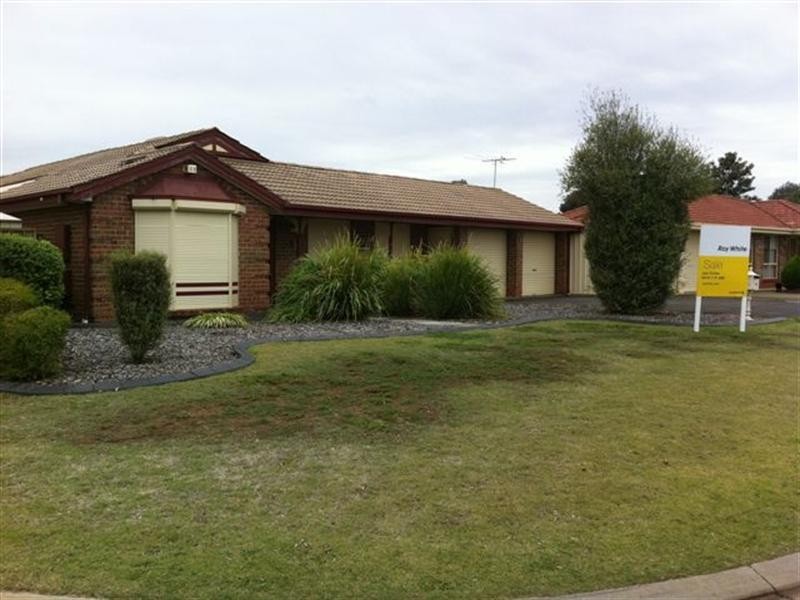 1 Hillier Court, Andrews Farm SA 5114