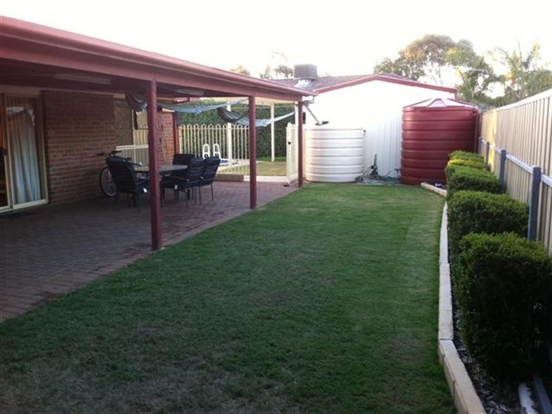 1 Hillier Court, Andrews Farm SA 5114