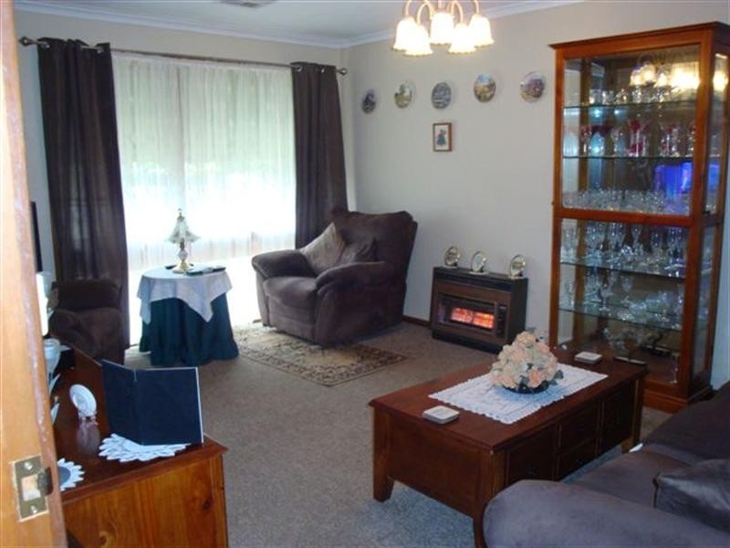 7 Mora Crescent, Smithfield SA 5114