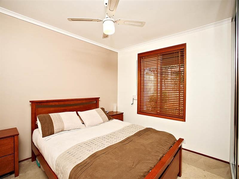 33 Moir Street, Smithfield SA 5114