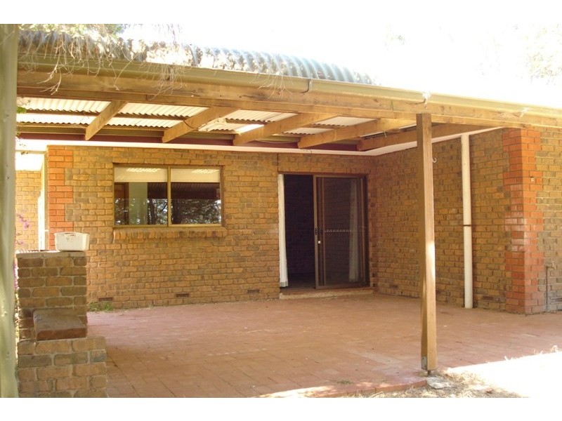 15 Upton Street, Elizabeth Vale SA 5112