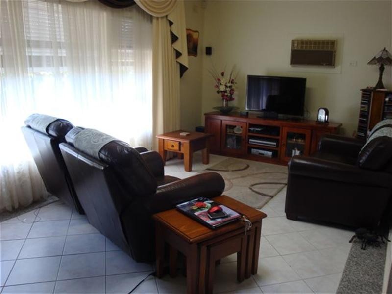 10 Justinian Street, Elizabeth Downs SA 5113