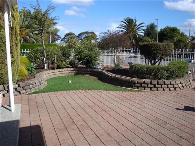 10 Justinian Street, Elizabeth Downs SA 5113