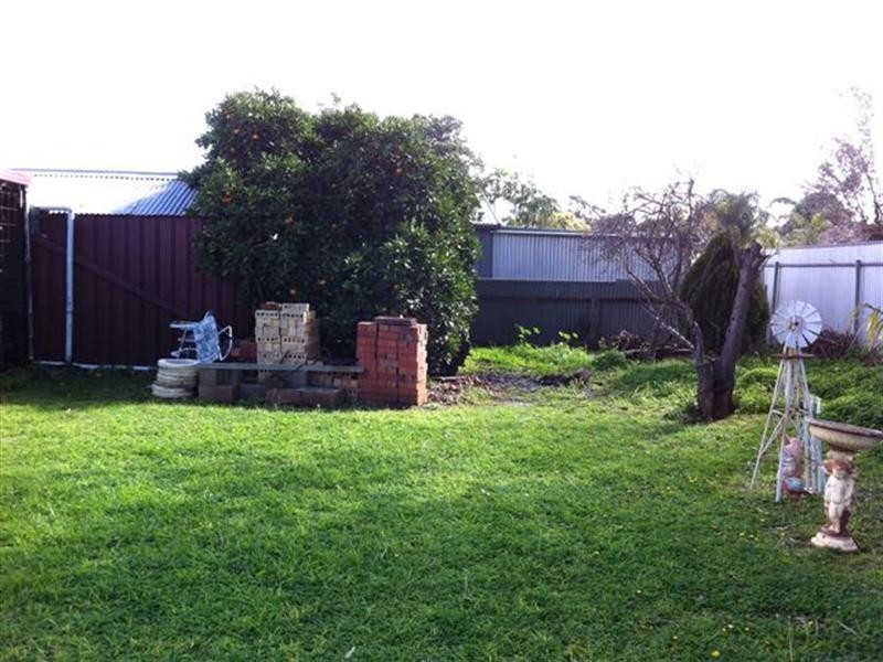 17 Winkle Street, Elizabeth Downs SA 5113