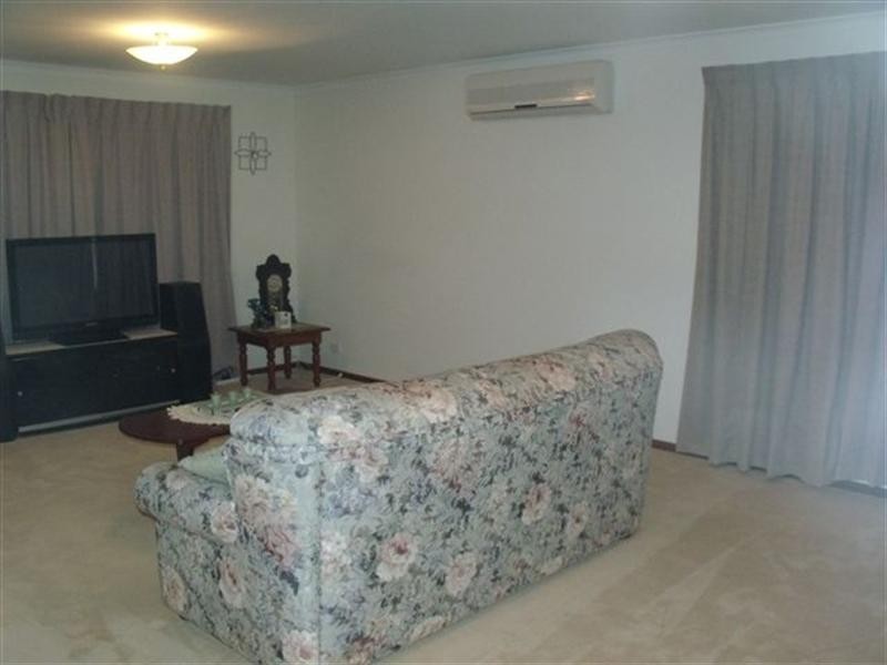 10 Jean Avenue, Two Wells SA 5501