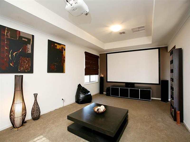 9 Barossa Drive, Munno Para West SA 5115