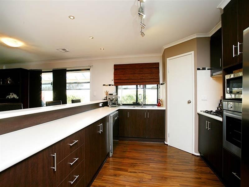 9 Barossa Drive, Munno Para West SA 5115