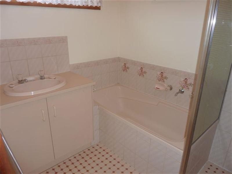 4 Oxford Terrace, Blakeview SA 5114