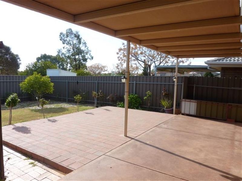 4 Oxford Terrace, Blakeview SA 5114