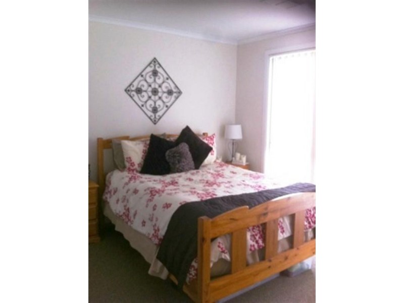 8 Albert Court, Andrews Farm SA 5114