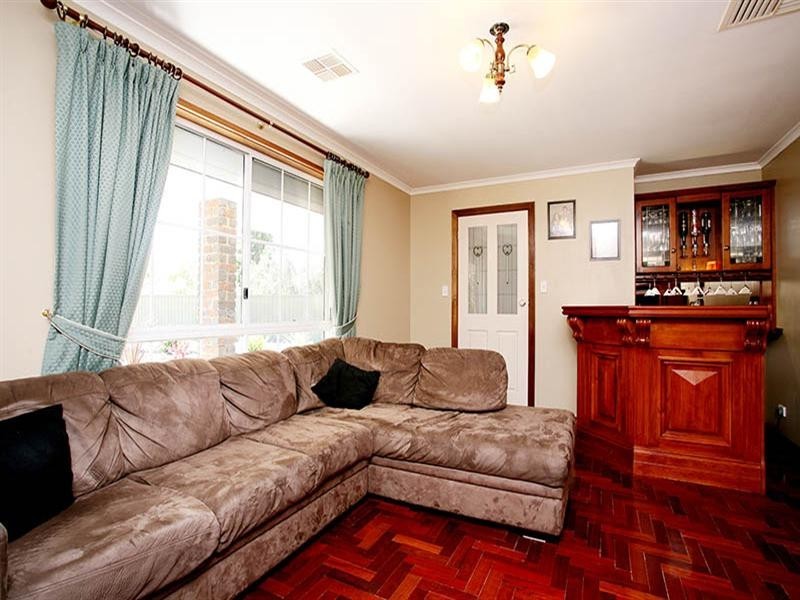 2 Orietta Court, Angle Vale SA 5117