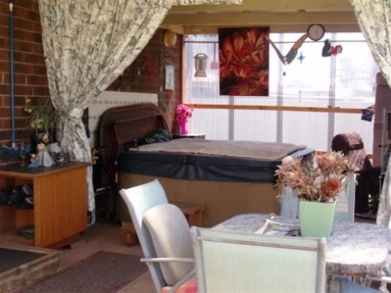 6 Tallara Crescent, Munno Para SA 5115