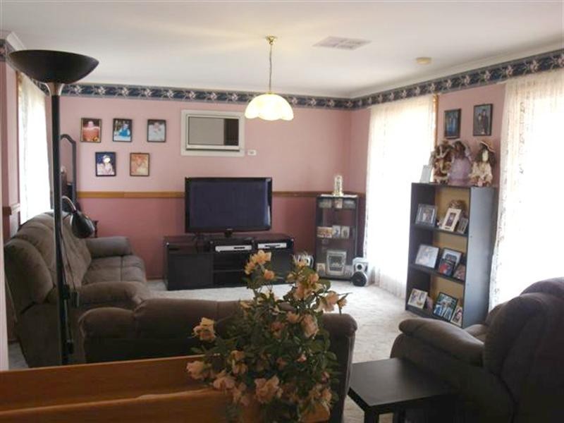 2 Rosebud Place, Blakeview SA 5114