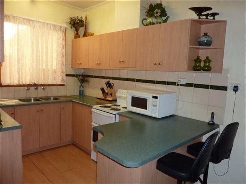 8 Hornet Crescent, Elizabeth East SA 5112