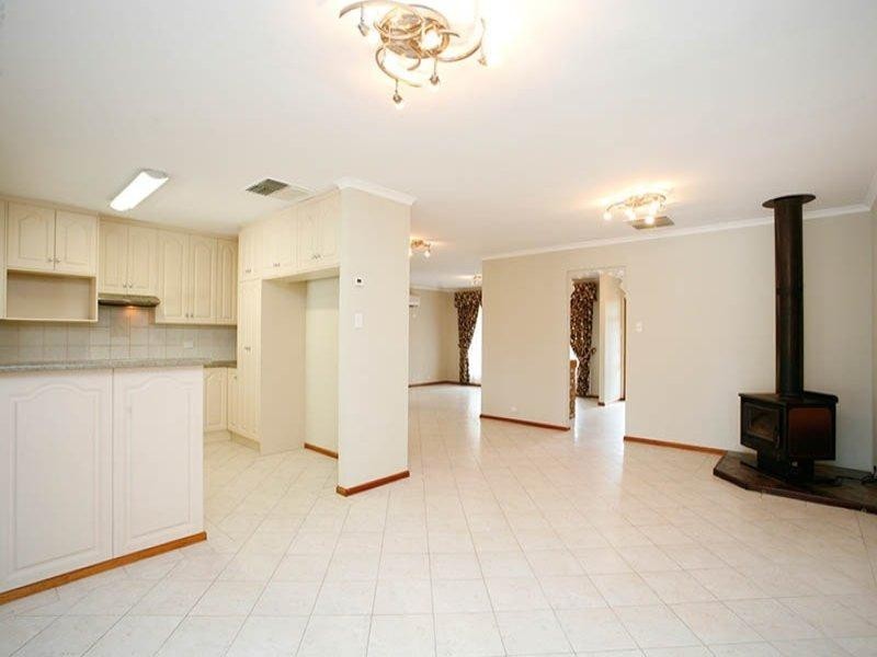 14 Higgins Road, Angle Vale SA 5117