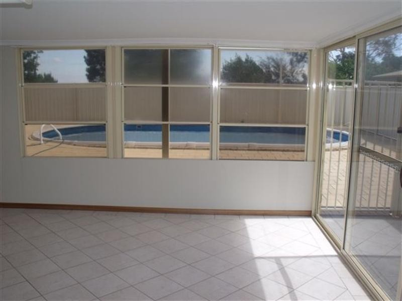 14 Higgins Road, Angle Vale SA 5117