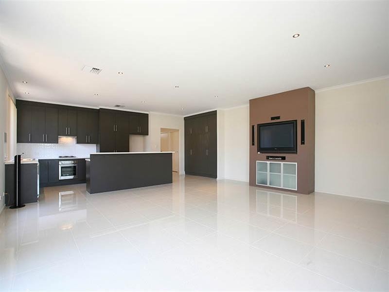 146 President Avenue, Andrews Farm SA 5114