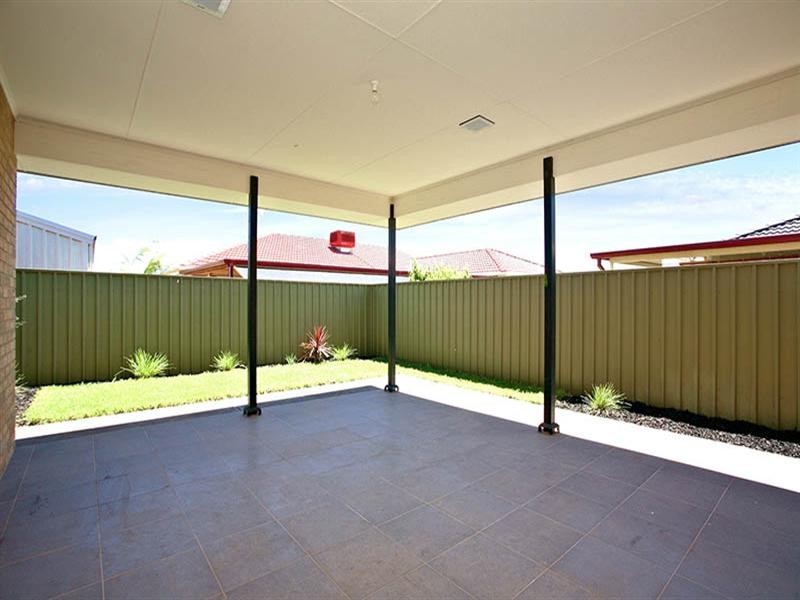 146 President Avenue, Andrews Farm SA 5114